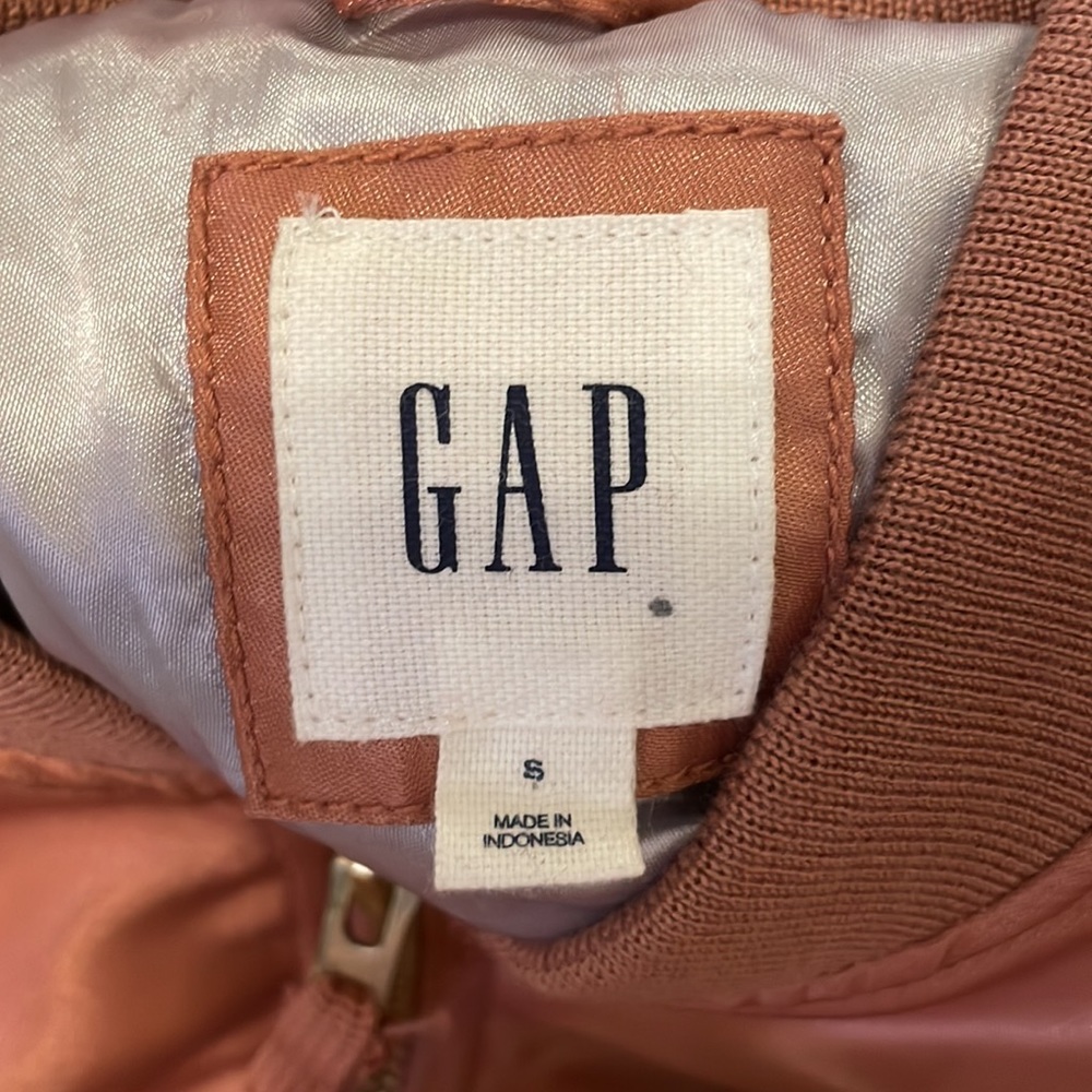 GAP pink satin bomber jacket - Picture 4 of 4